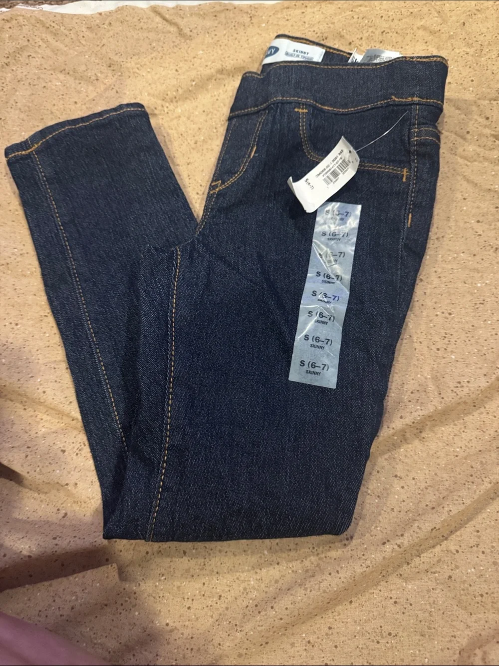 Dark blue skinny jeans small